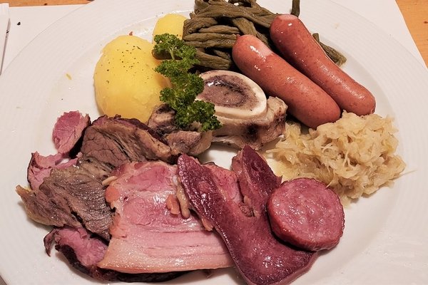 Berner Platte im Restaurant «Anker» - © René Buss