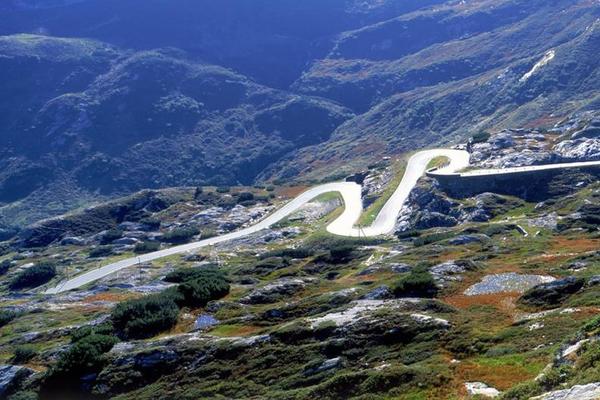 San-Bernardino-Pass - © ticino.ch