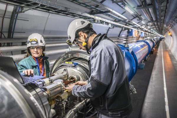 LHC - © CERN / Anna Pantelia