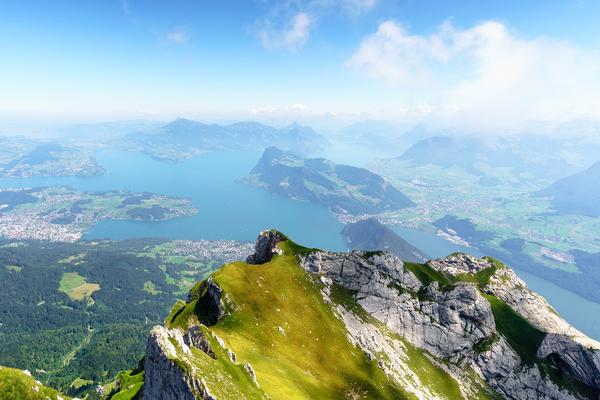 Aussicht vom Pilatus gen Rigi (hinten links)