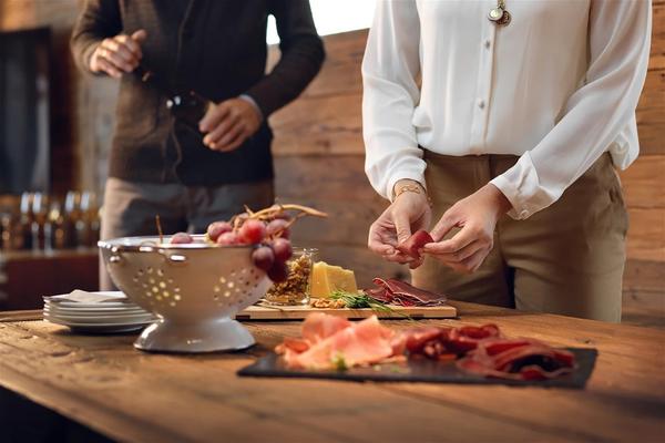 Mehr Zeit für Zwischenmenschliches als Brotzeit - © Swiss Apéro