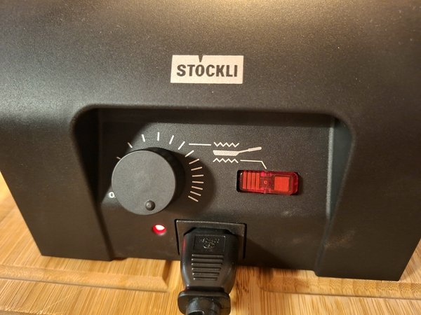 Den Stöckli «for4» OHNE Unterhitze (!!) auf volle Leistung eingestellt... - © René Buss