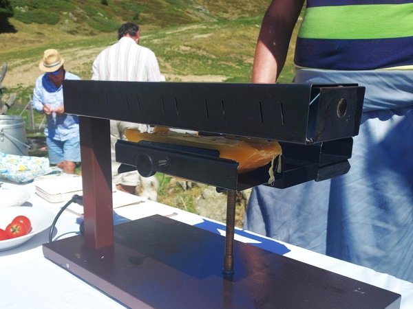 Noch eine letzte Portion und der Rest kommt in den Kühlschrank. - © René Buss