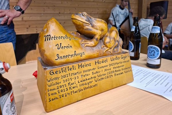 Die begehrte Wandertrophäe. - © René Buss