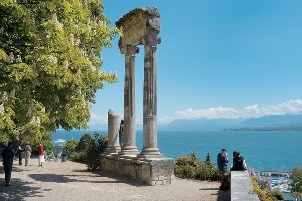 Römische Säulen in Nyon - © LaCôte Tourisme
