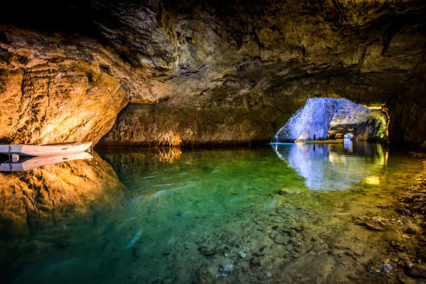 © lac-souterrain.com