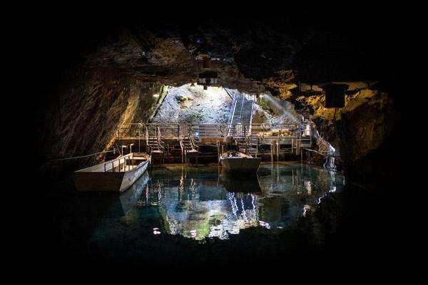 © lac-souterrain.com