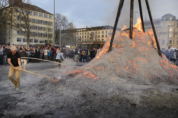 Grillierglut wird verteilt - © Zürich Tourismus