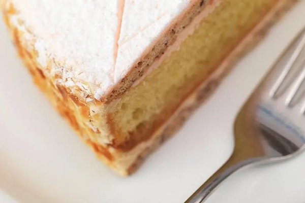 Zuger Kirschtorte im Caféhaus Treichler - © Zug Tourismus