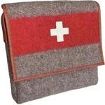 Umhängetasche mittel mit Schweizer Kreuz und Lederträger