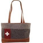 Shopper mit Schweizer Kreuz