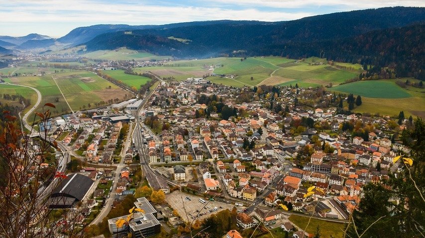 Auf der Route de l'Absinthe im Val de Travers
