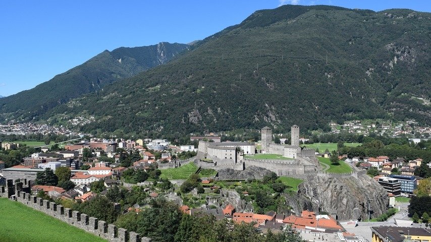 Bellinzona – die Stadt der drei Burgen
