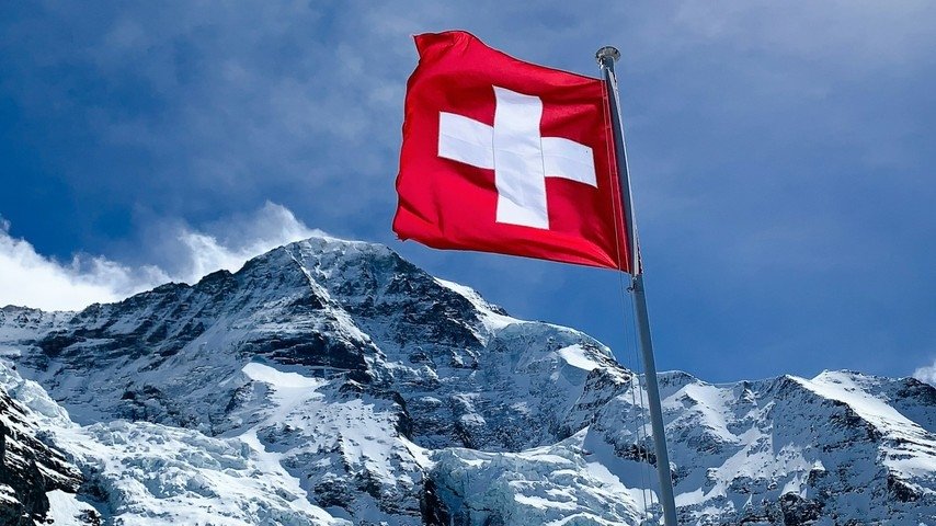 Das «große Plus» der Schweiz: Die Schweizerfahne 