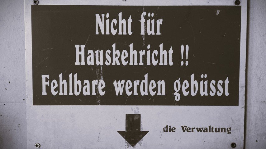 Reiseratgeber Schweiz - Grober Unfug und andere teure Fettnäpfli