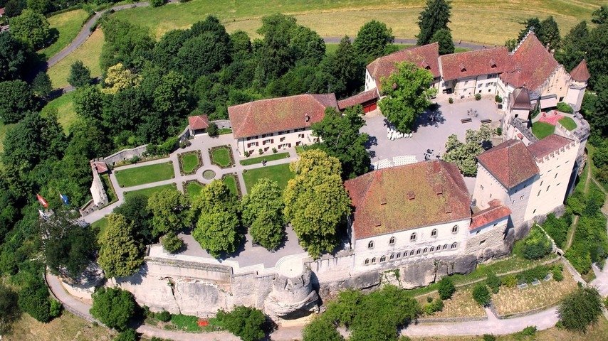 Schloss Lenzburg: Wo Schweizer Geschichte lebendig wird